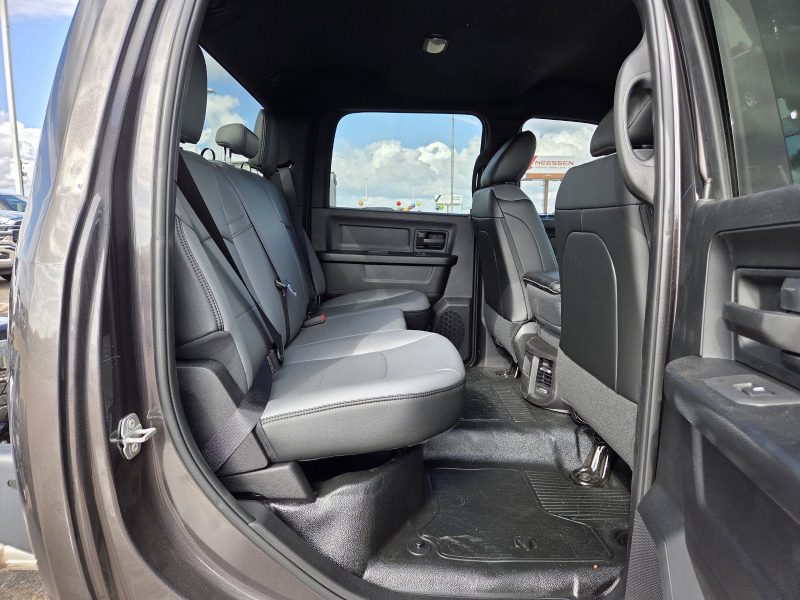 New 2026 RAM 3500 Tradesman AWD/4WD image 19
