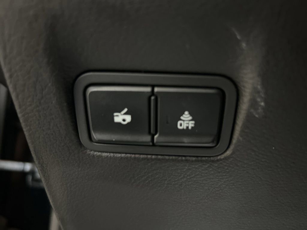 Used 2019 Chevrolet Corvette Stingray Coupe w/ 2LT Preferred Equipment Group image 23