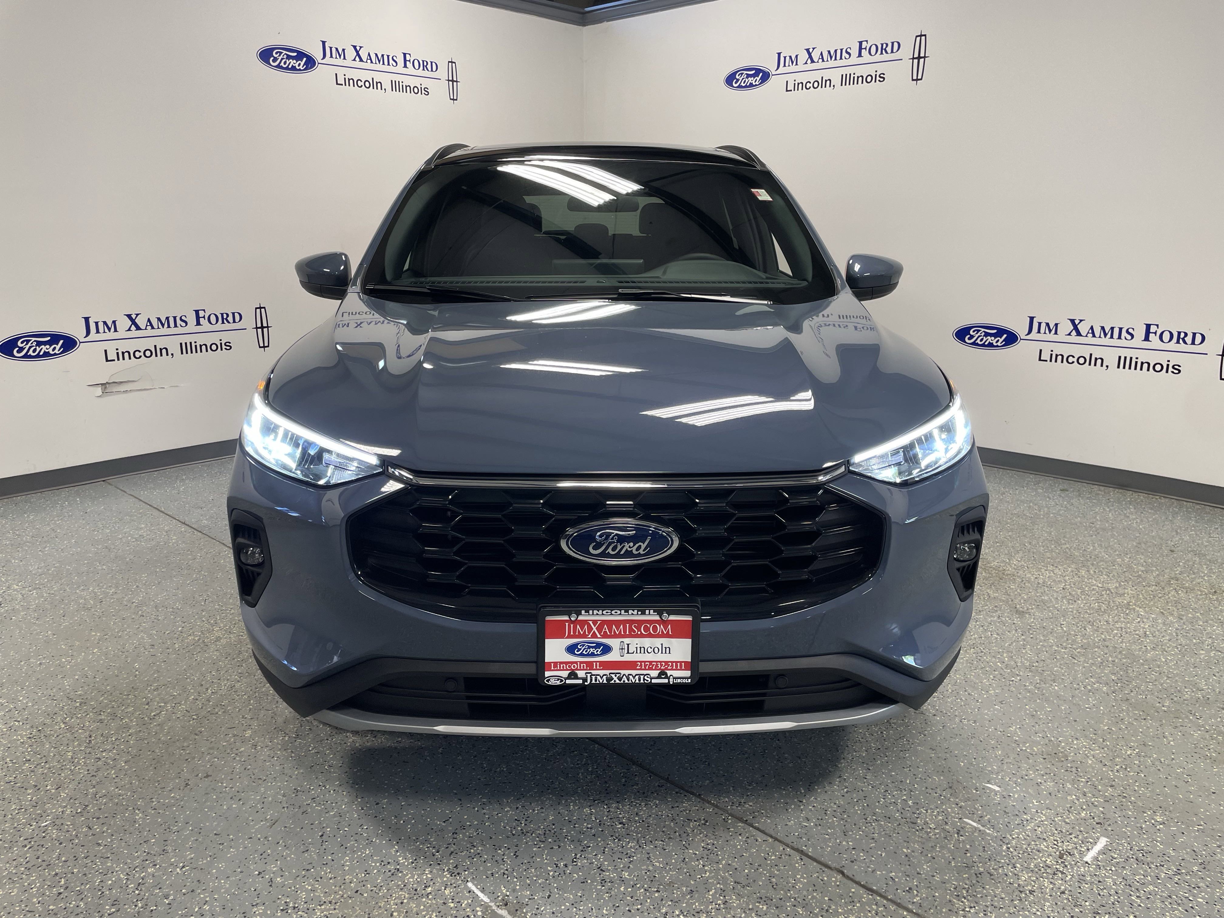 New 2025 Ford Escape ST-Line Elite w/ Tech Pack #1 image 2