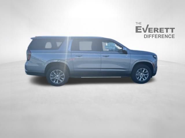 New 2026 Chevrolet Suburban Premier w/ Sun And Tow Package image 15