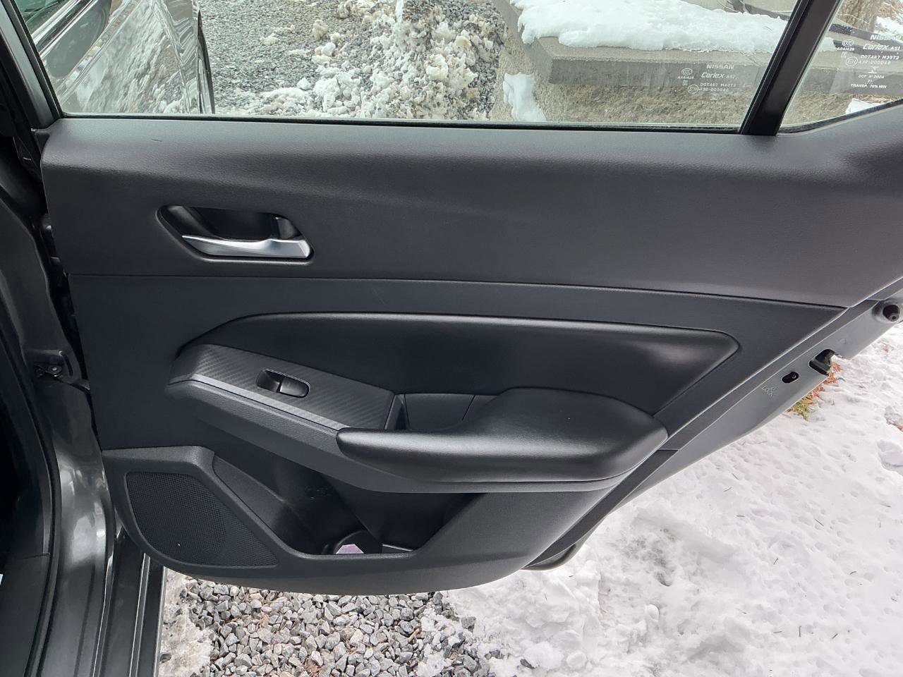 Used 2022 Nissan Altima 2.5 S image 18