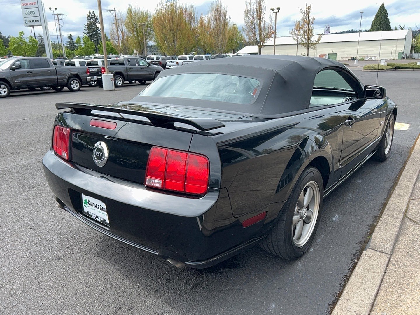 Used 2006 Ford Mustang GT Premium RWD image 10