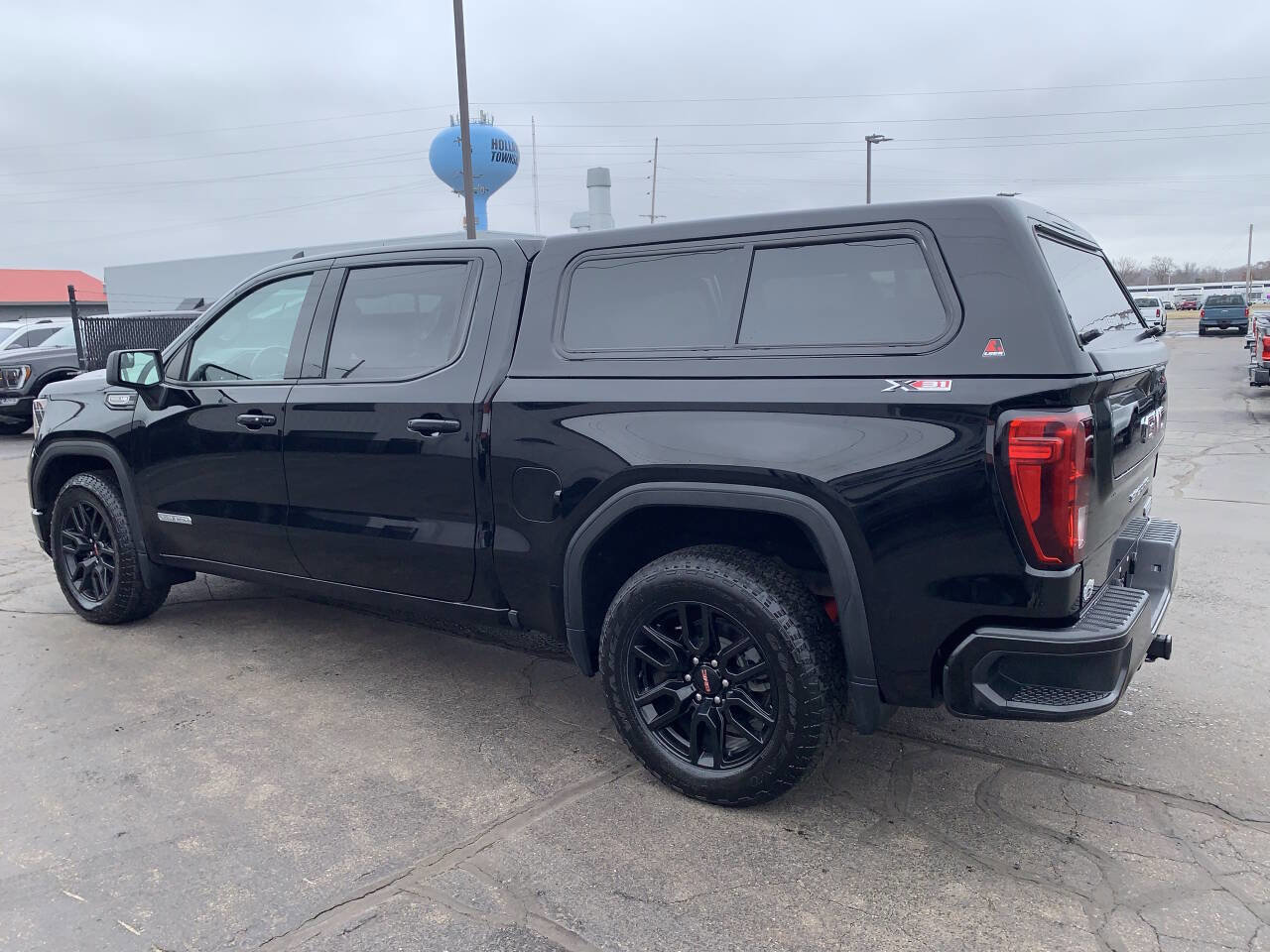 Used 2023 GMC Sierra 1500 Elevation w/ X31 Off-Road Package image 6