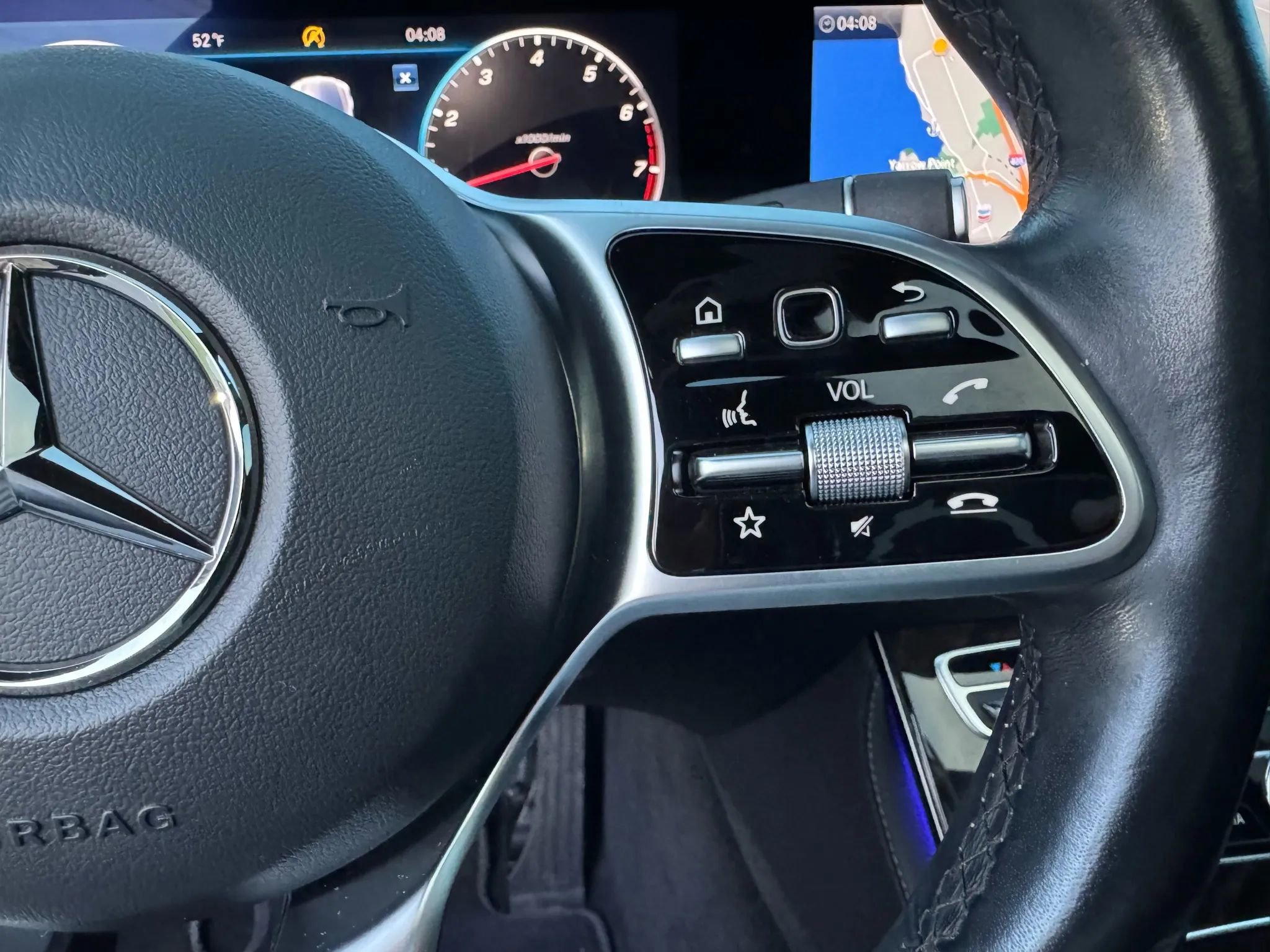 Used 2020 Mercedes-Benz E 350 4MATIC Sedan image 30