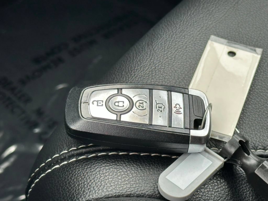 Used 2023 Ford Explorer ST AWD/4WD image 33
