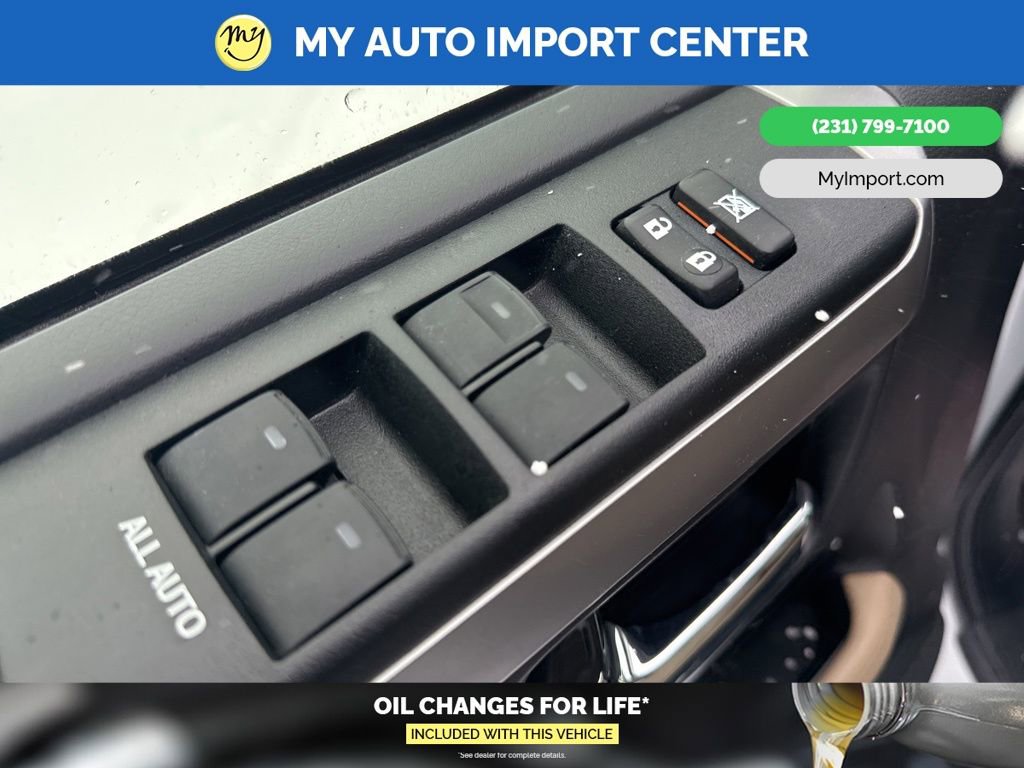 Used 2024 Toyota 4Runner SR5 Premium image 11