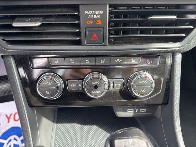 Used 2024 Volkswagen Jetta SE image 22