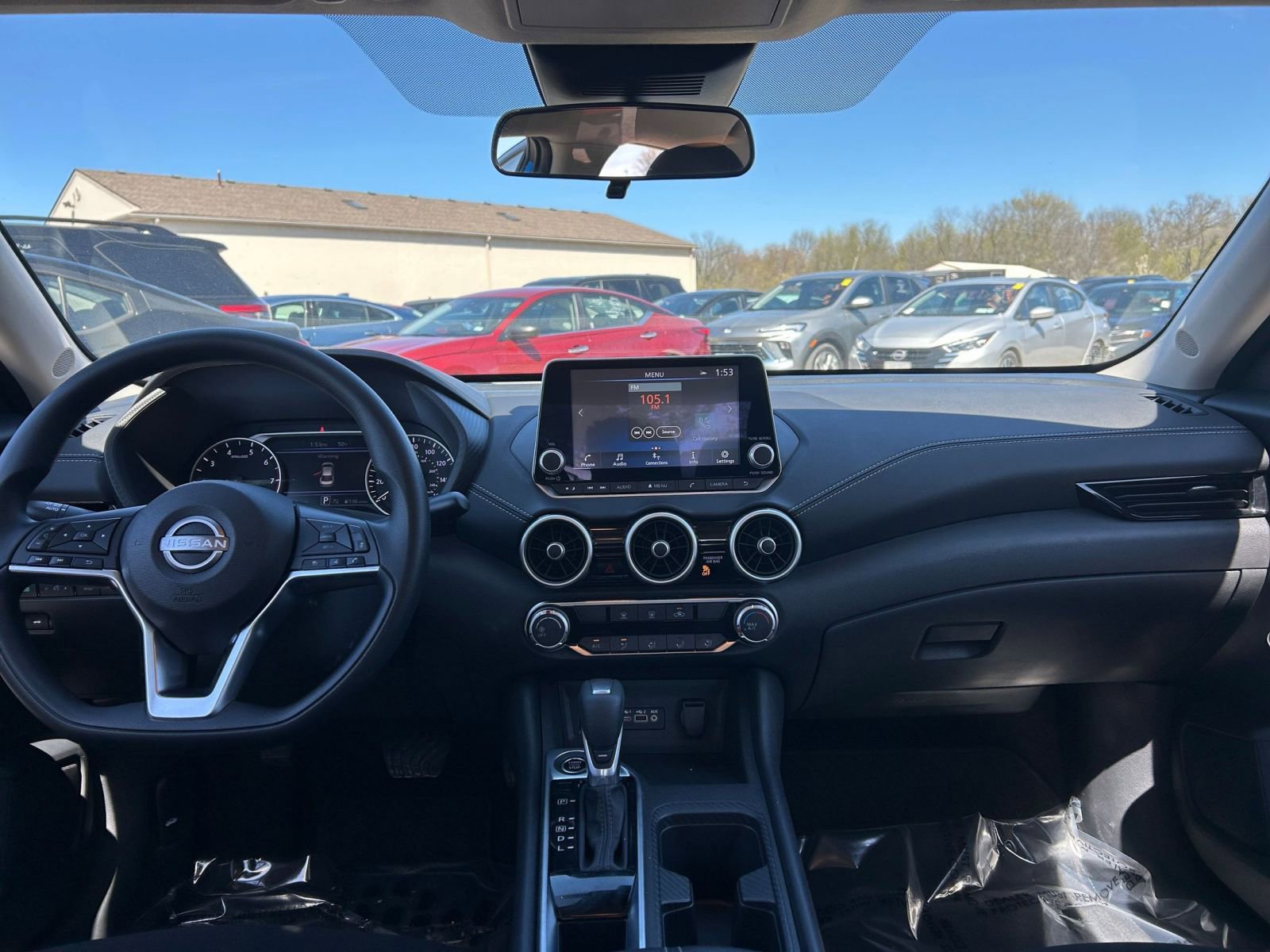 Used 2025 Nissan Sentra SV FWD image 31