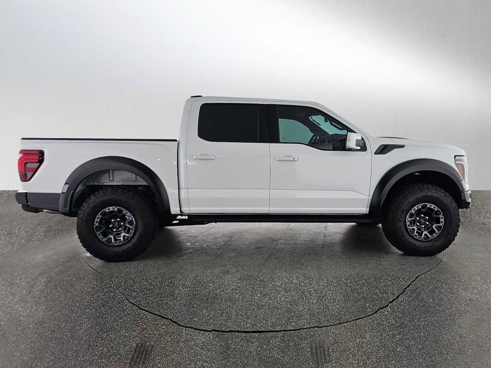Used 2025 Ford F150 Raptor w/ Equipment Group 803A Raptor R image 2