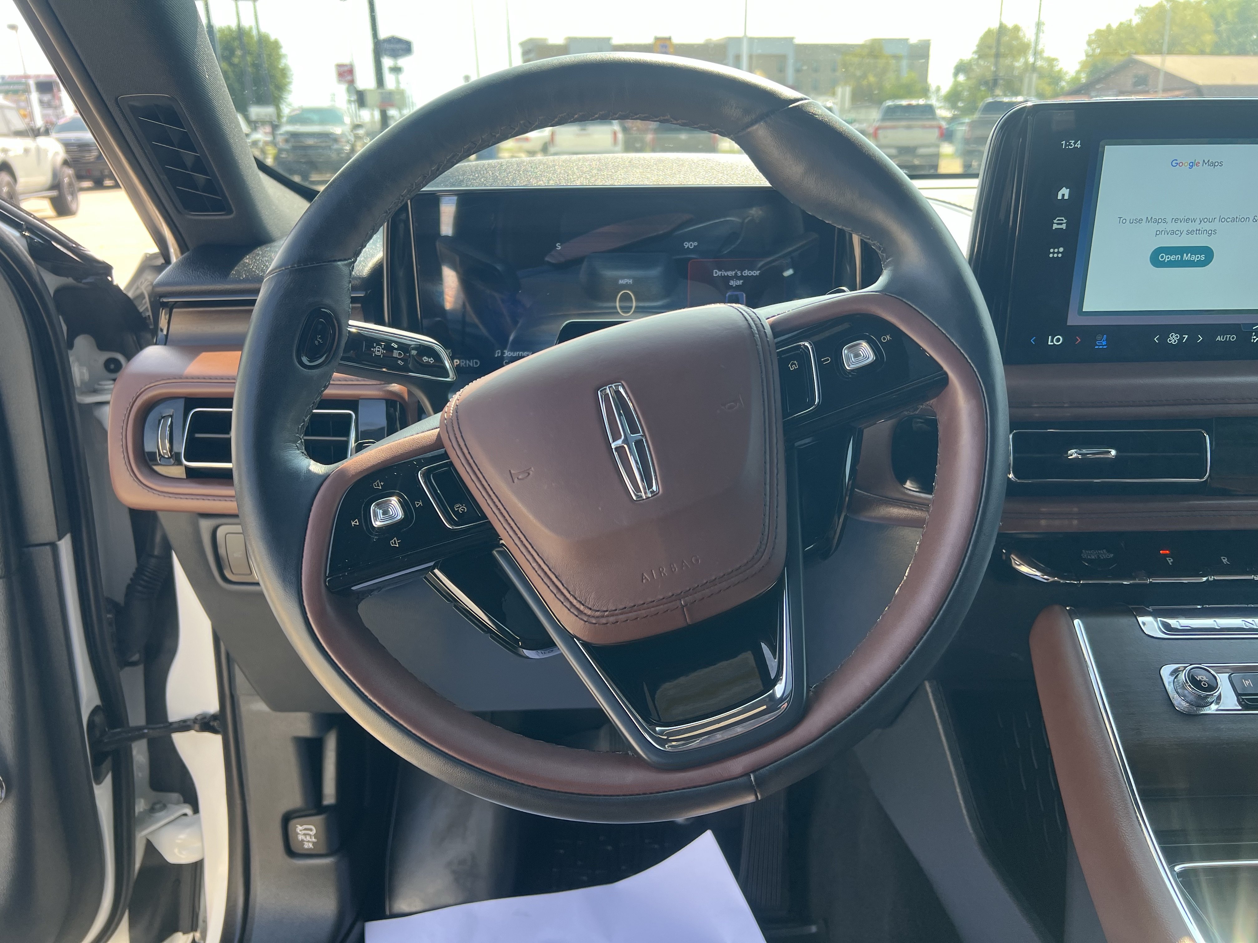 Used 2025 Lincoln Aviator Reserve w/ Equipment Group 201A AWD/4WD image 20