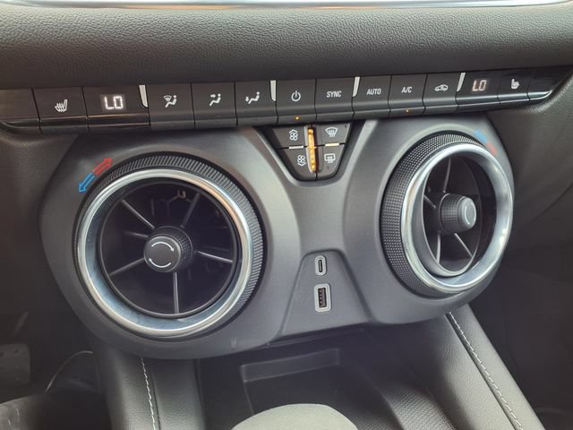 Used 2024 Chevrolet Blazer LT w/ Convenience Package FWD image 32