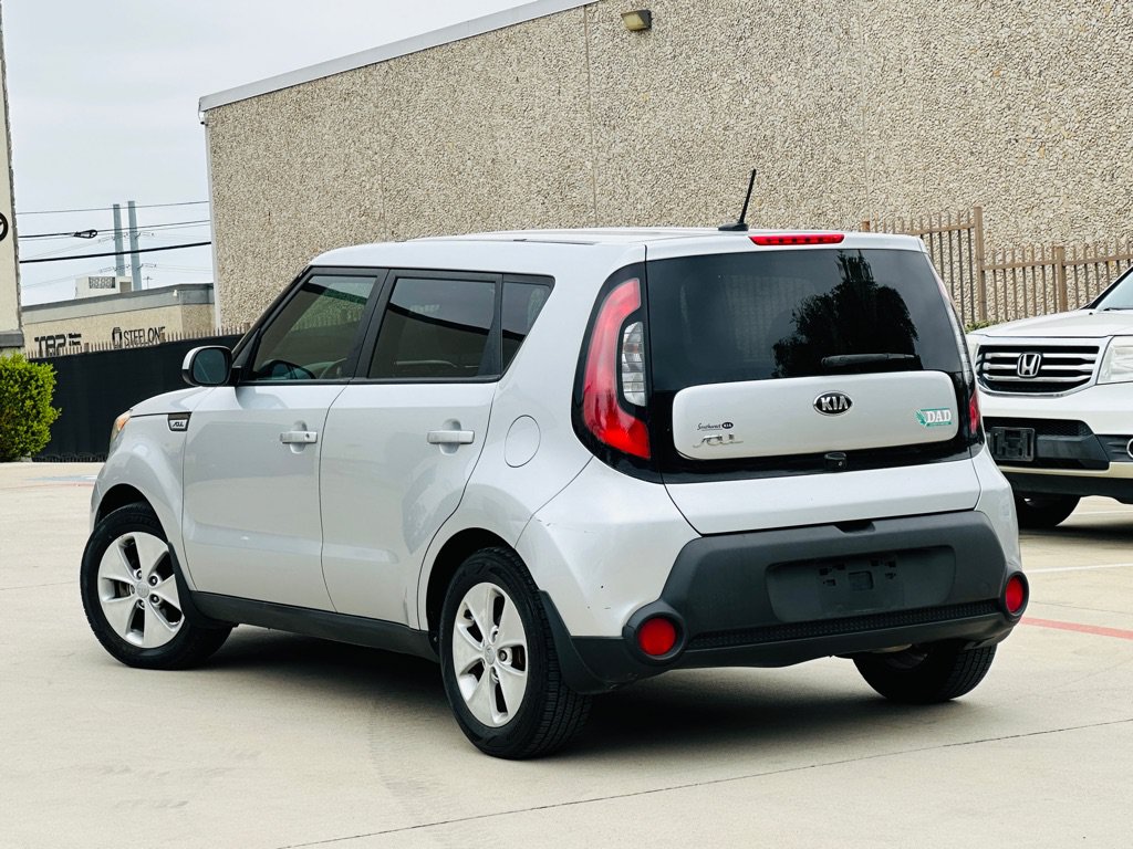 Used 2015 Kia Soul FWD image 8