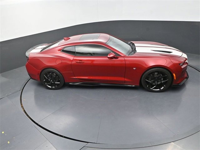 Used 2017 Chevrolet Camaro SS image 22