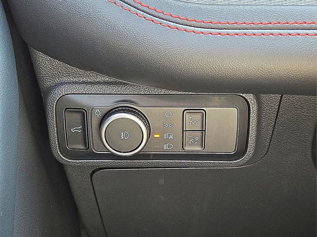 Used 2025 Ford Explorer ST image 26