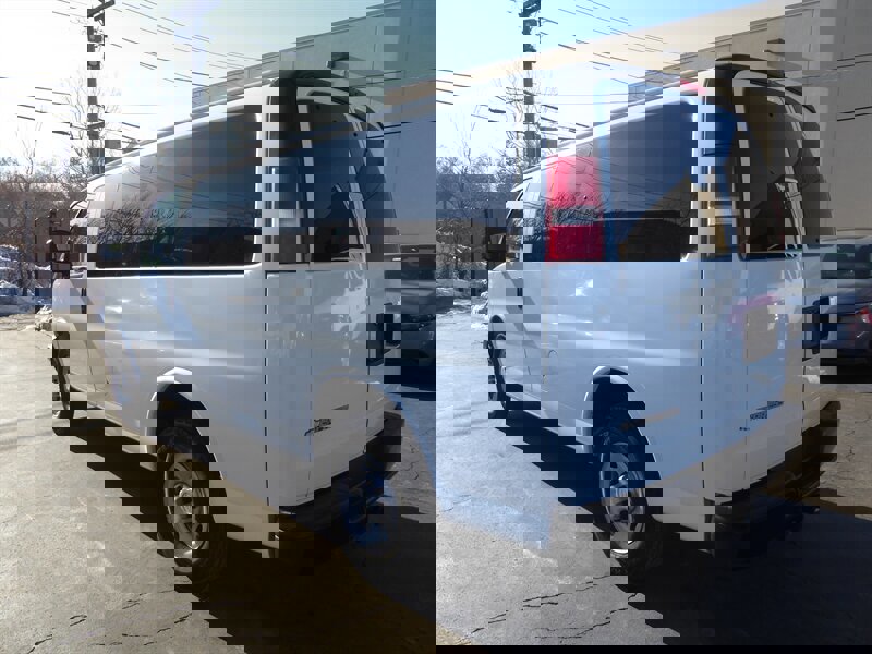 Used 2017 Chevrolet Express 2500 LS image 5