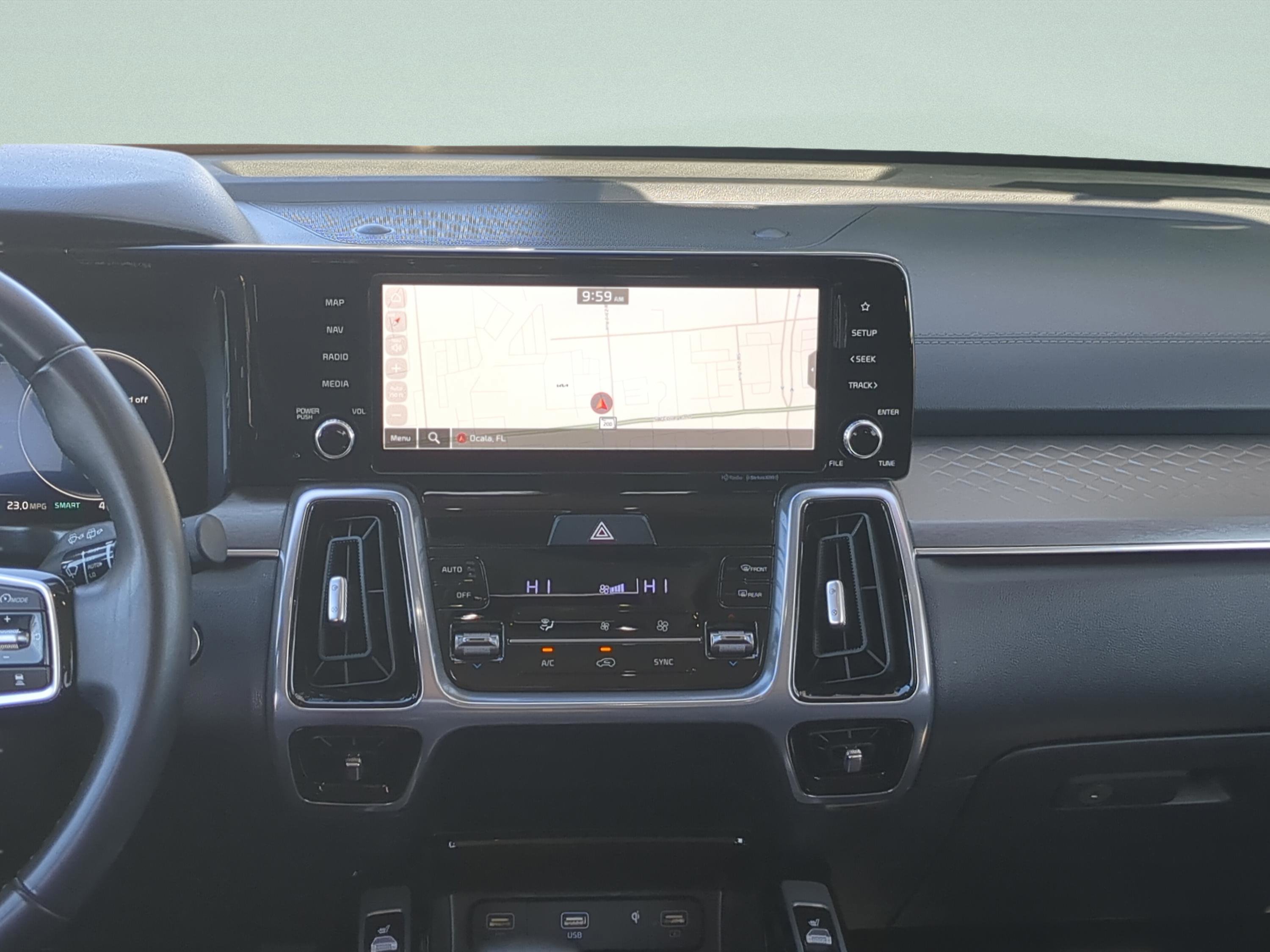 Certified 2023 Kia Sorento SX image 15