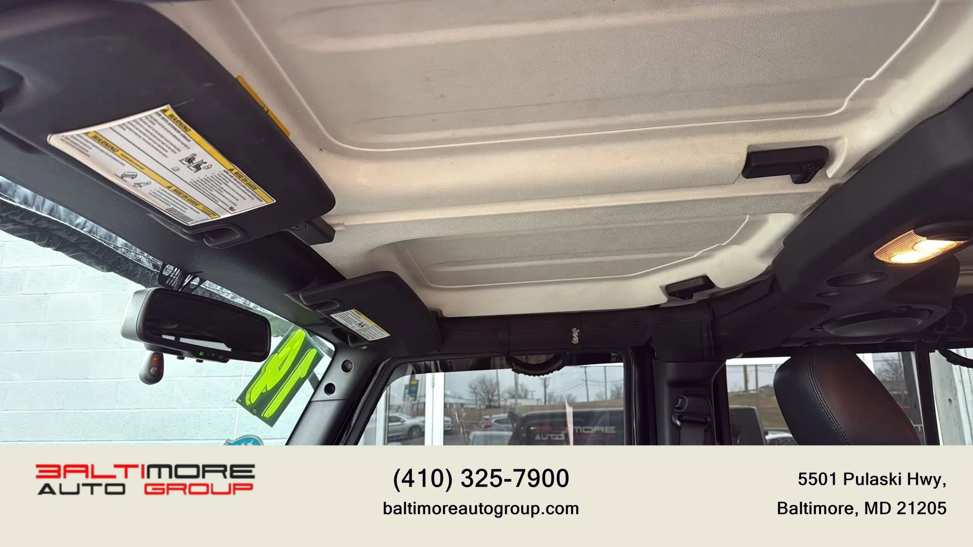 Used 2014 Jeep Wrangler Unlimited Sahara image 25