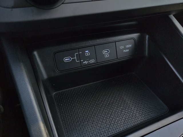 Certified 2026 Hyundai Tucson SE FWD image 25