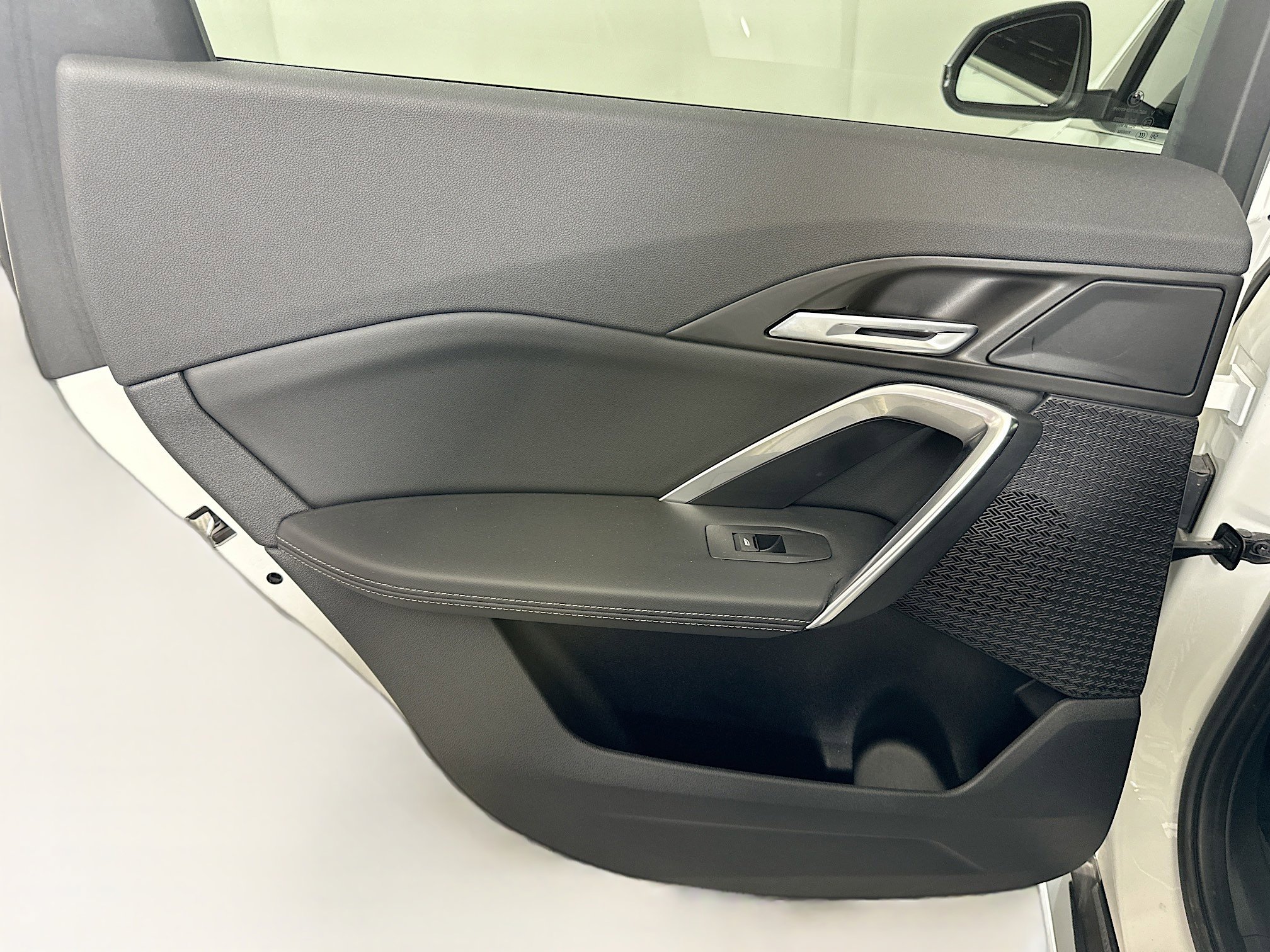 Used 2024 BMW X1 xDrive28i w/ Convenience Package image 26