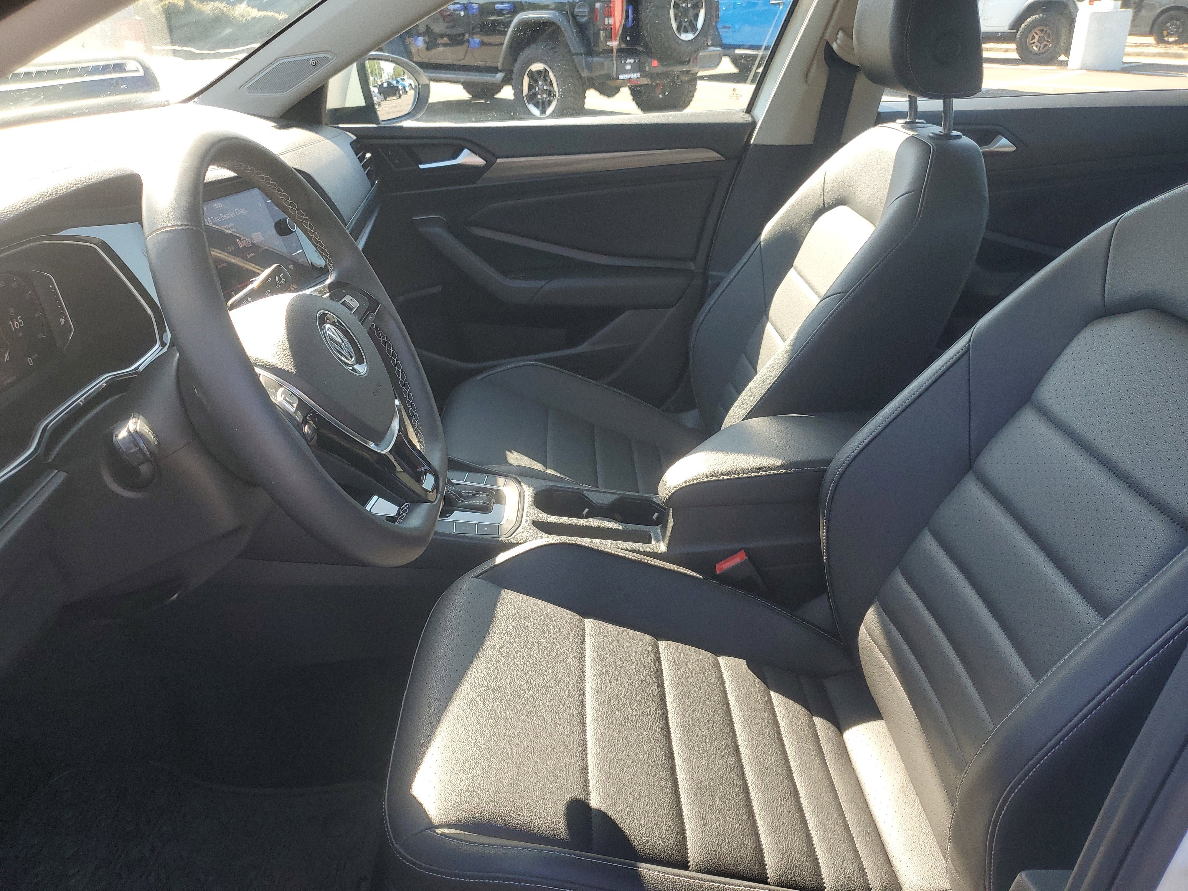 Used 2021 Volkswagen Jetta SEL image 11