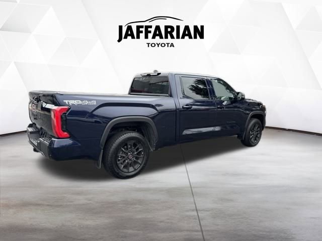 Used 2025 Toyota Tundra Platinum image 3