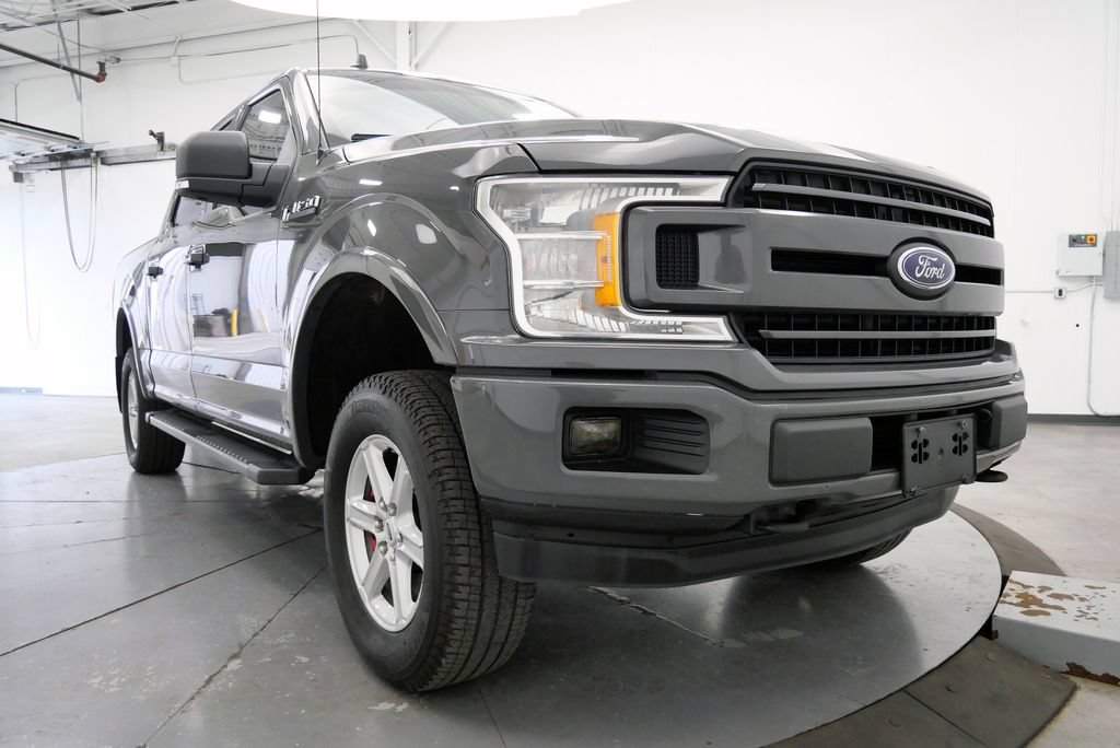 Used 2020 Ford F150 XLT w/ Equipment Group 302A Luxury AWD/4WD image 40