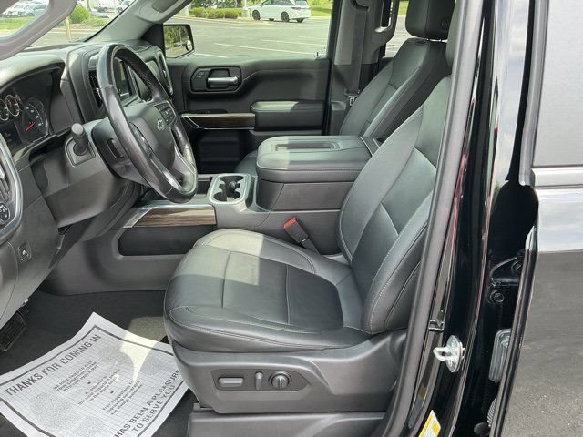 Used 2022 Chevrolet Silverado 1500 LT Trail Boss w/ LT Trail Boss Premium Package AWD/4WD image 16