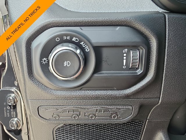 Certified 2025 Jeep Wrangler Sport AWD/4WD image 20