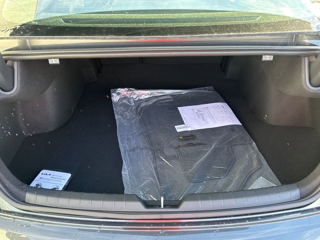 New 2026 Kia K5 EX image 9