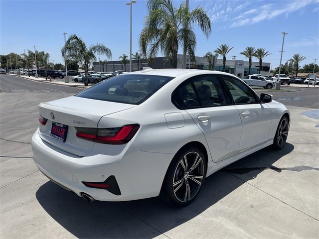 Used 2022 BMW 330i Sedan w/ Driving Assistance Package image 8