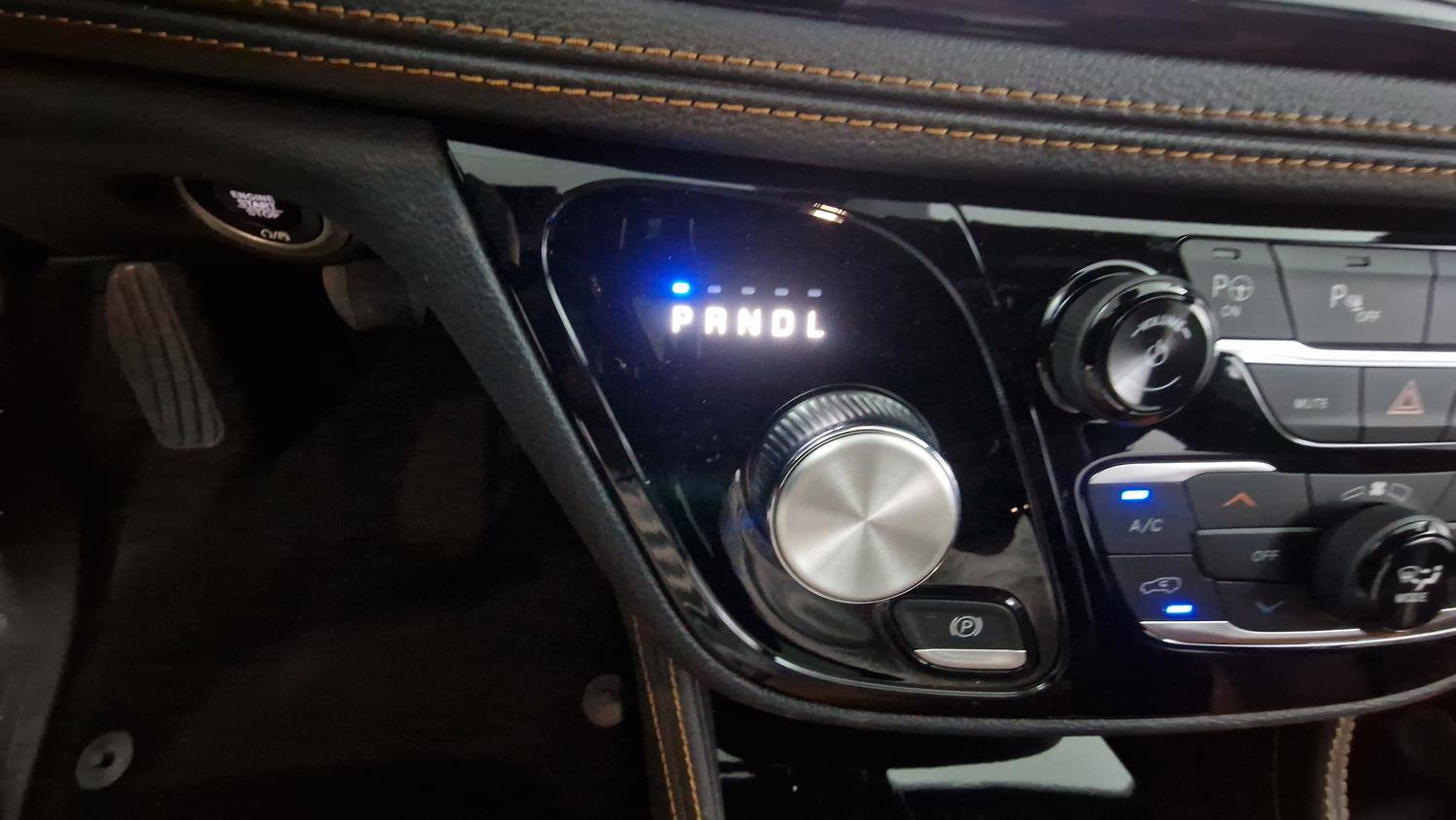 Used 2023 Chrysler Pacifica Pinnacle FWD image 20