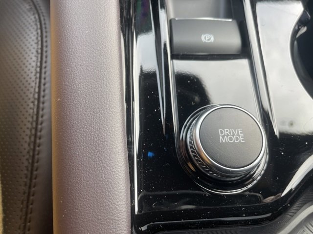 New 2026 Ford Explorer Platinum w/ LUX Leather Package image 43