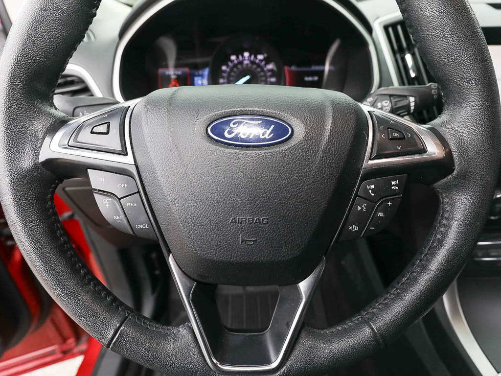 Used 2020 Ford Edge SEL FWD image 14