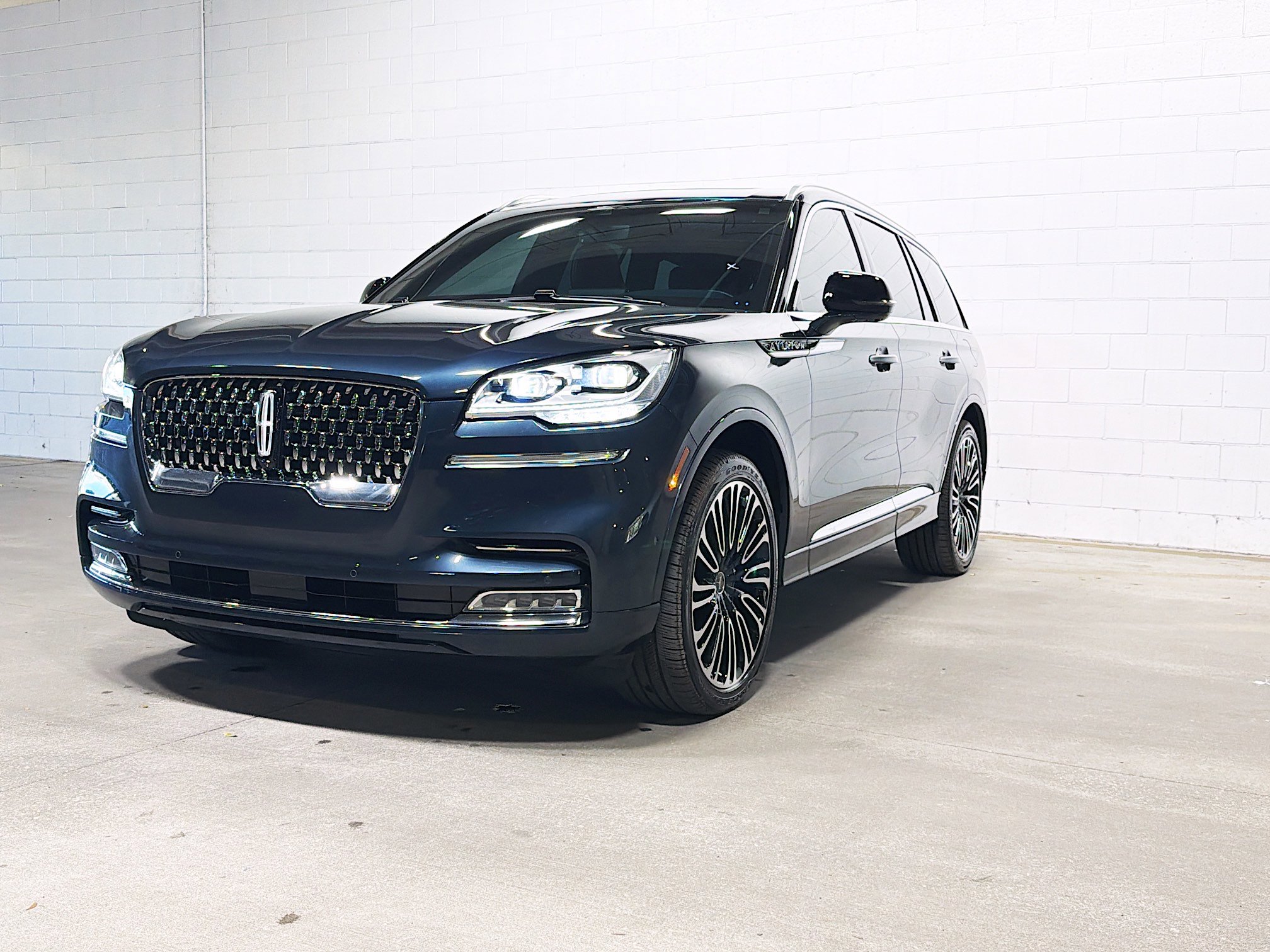 Used 2024 Lincoln Aviator Black Label w/ Class IV Trailer Tow Package