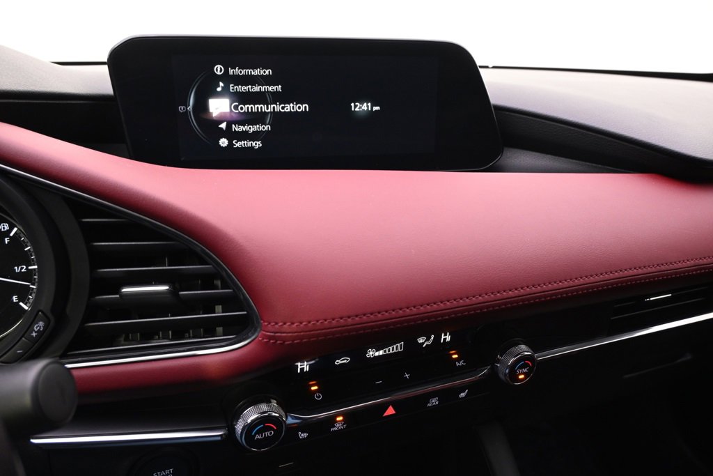 Used 2020 MAZDA MAZDA3 Hatchback w/ Premium Package image 28