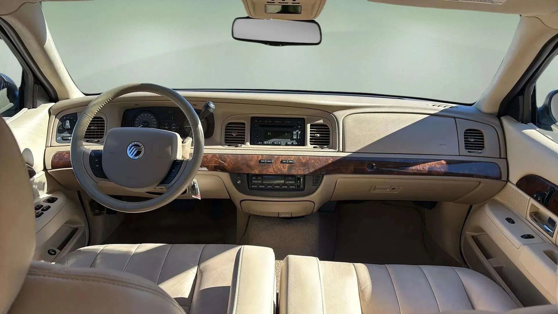 Used 2007 Mercury Grand Marquis LS image 28