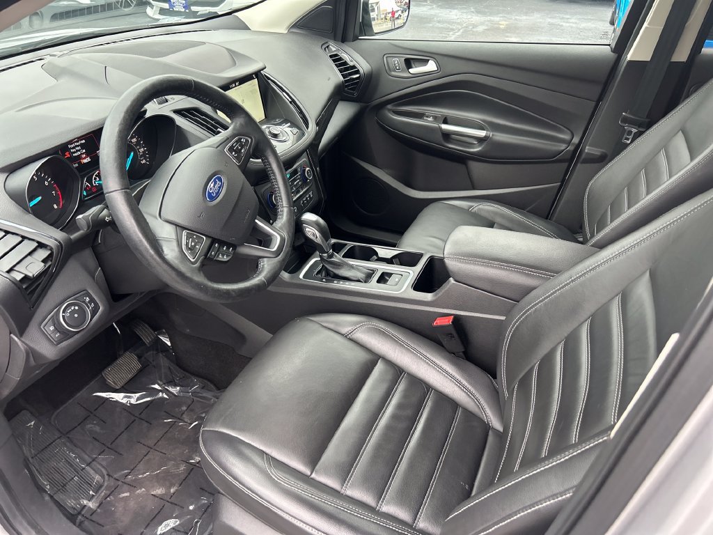 Used 2019 Ford Escape Titanium AWD/4WD image 11