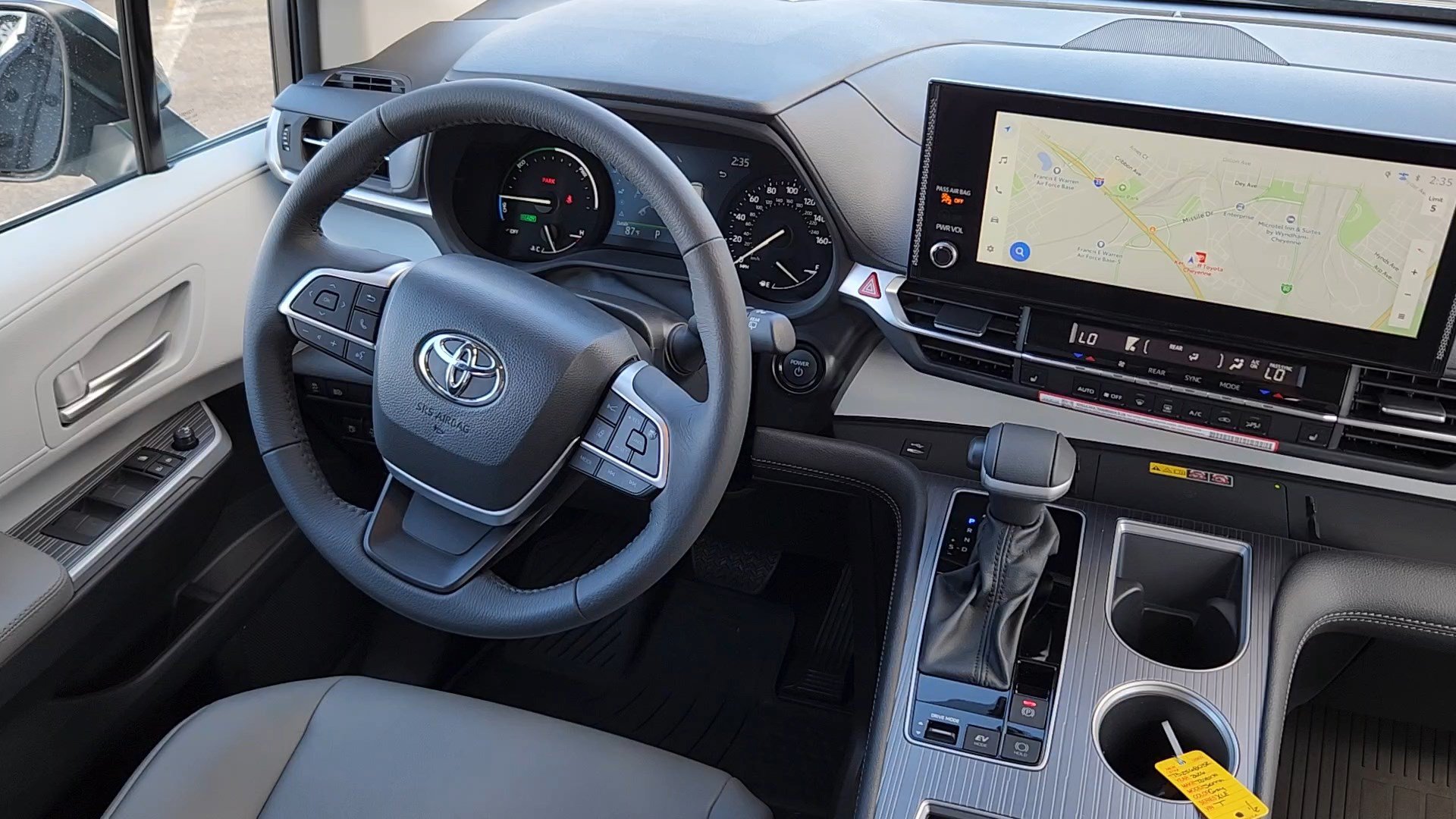 Certified 2026 Toyota Sienna XLE AWD/4WD image 5