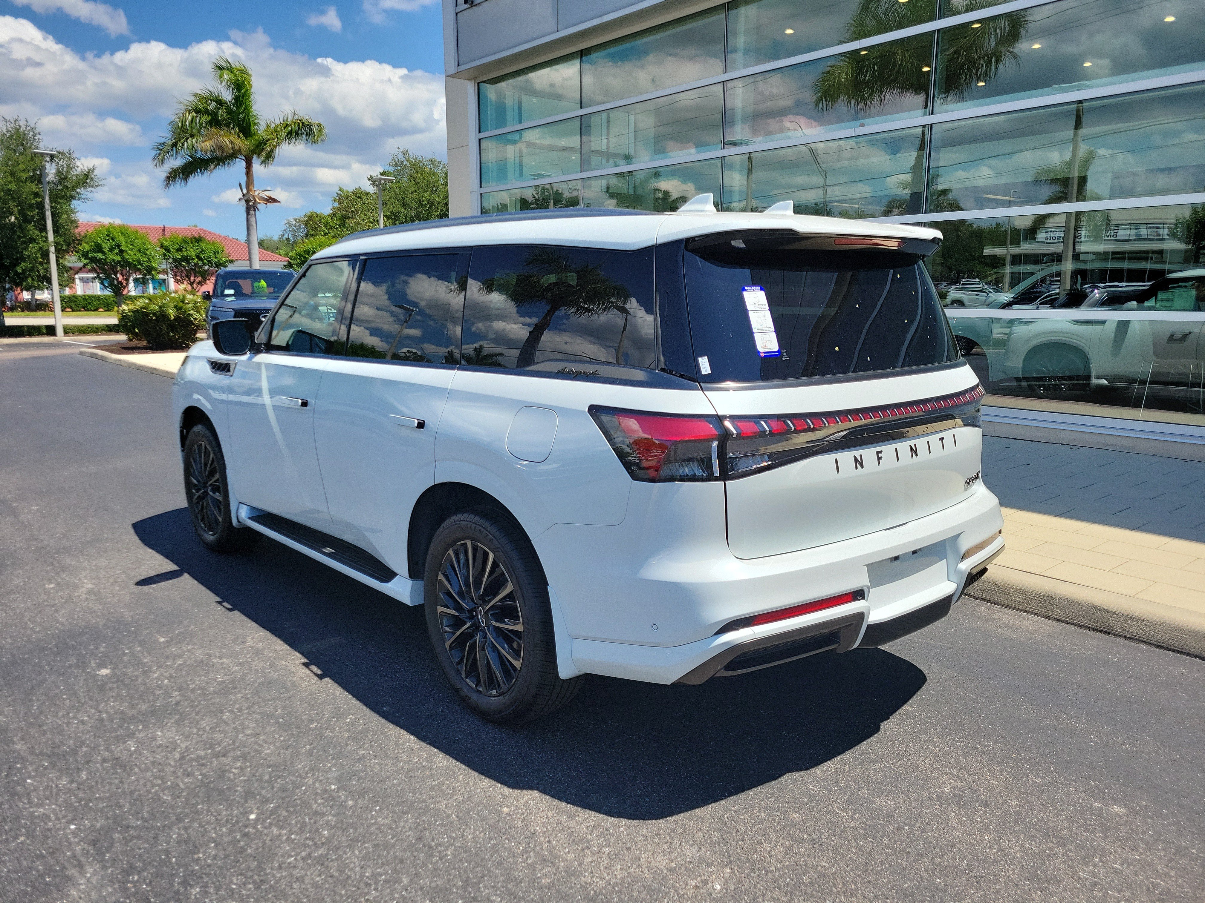 New 2026 INFINITI QX80 Autograph AWD/4WD image 6