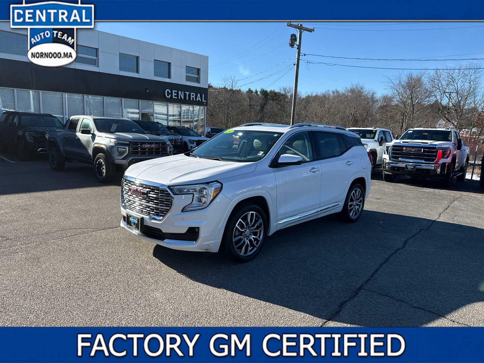 Used 2023 GMC Terrain Denali