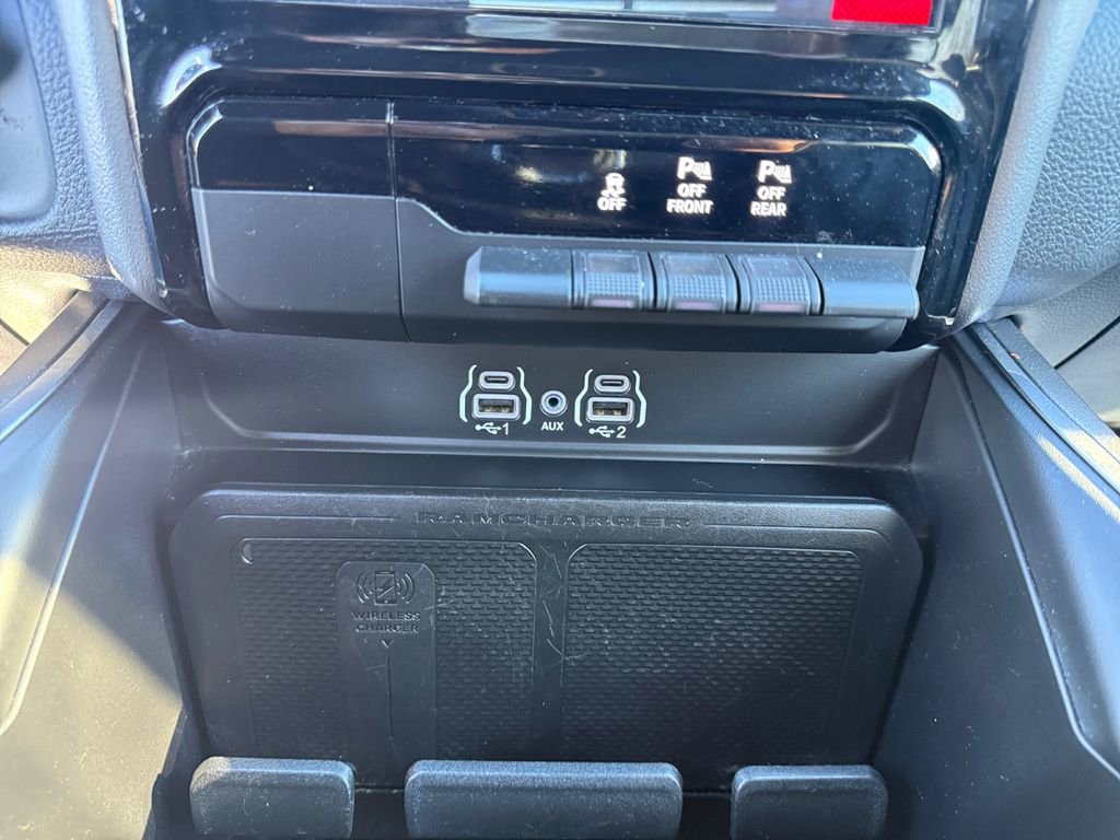 Certified 2025 RAM 1500 Laramie image 31