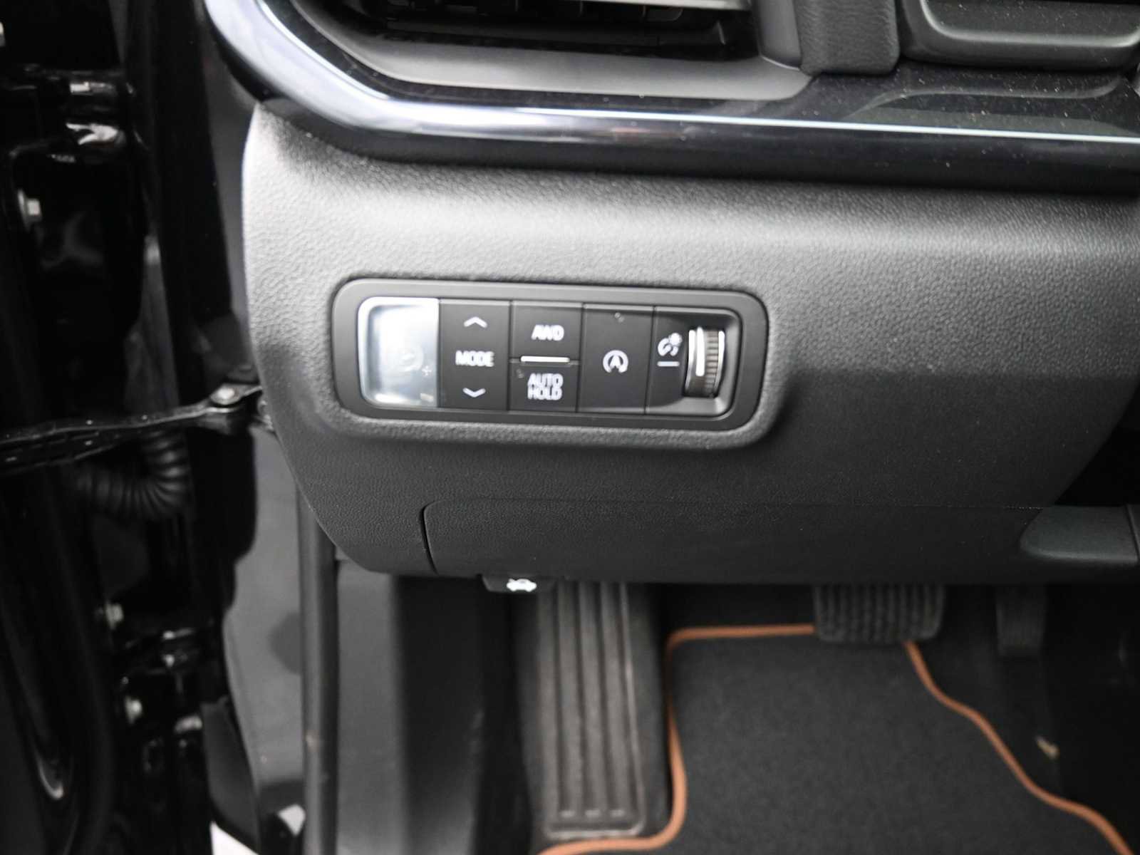 New 2026 GMC Terrain AT4 w/ Convenience Package III image 11