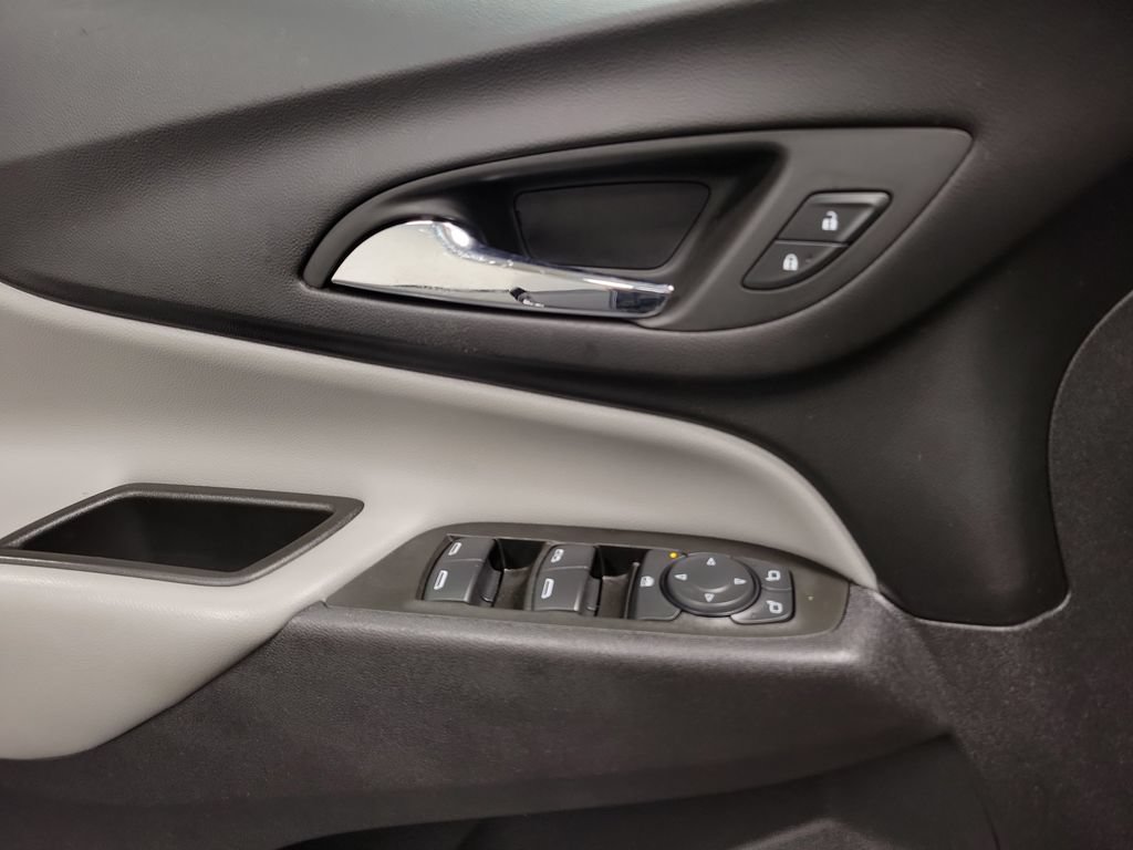 Used 2024 Chevrolet Equinox LS FWD image 24