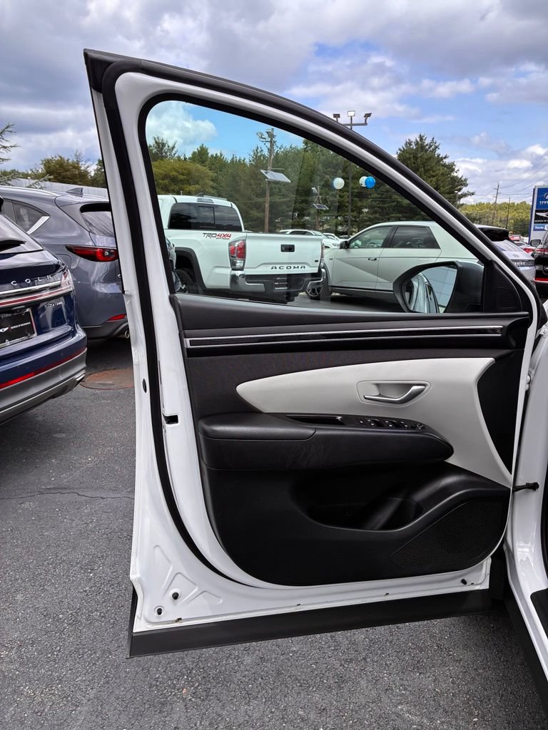 Used 2023 Hyundai Tucson SEL w/ Convenience Package AWD/4WD image 25