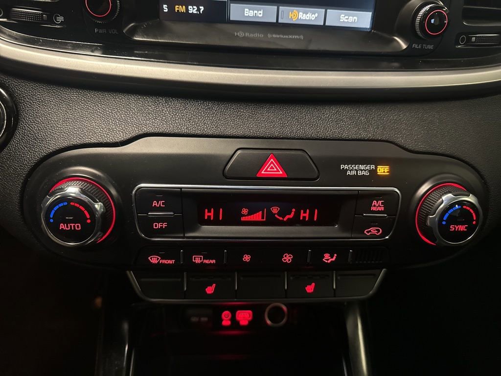 Used 2019 Kia Sorento EX image 12