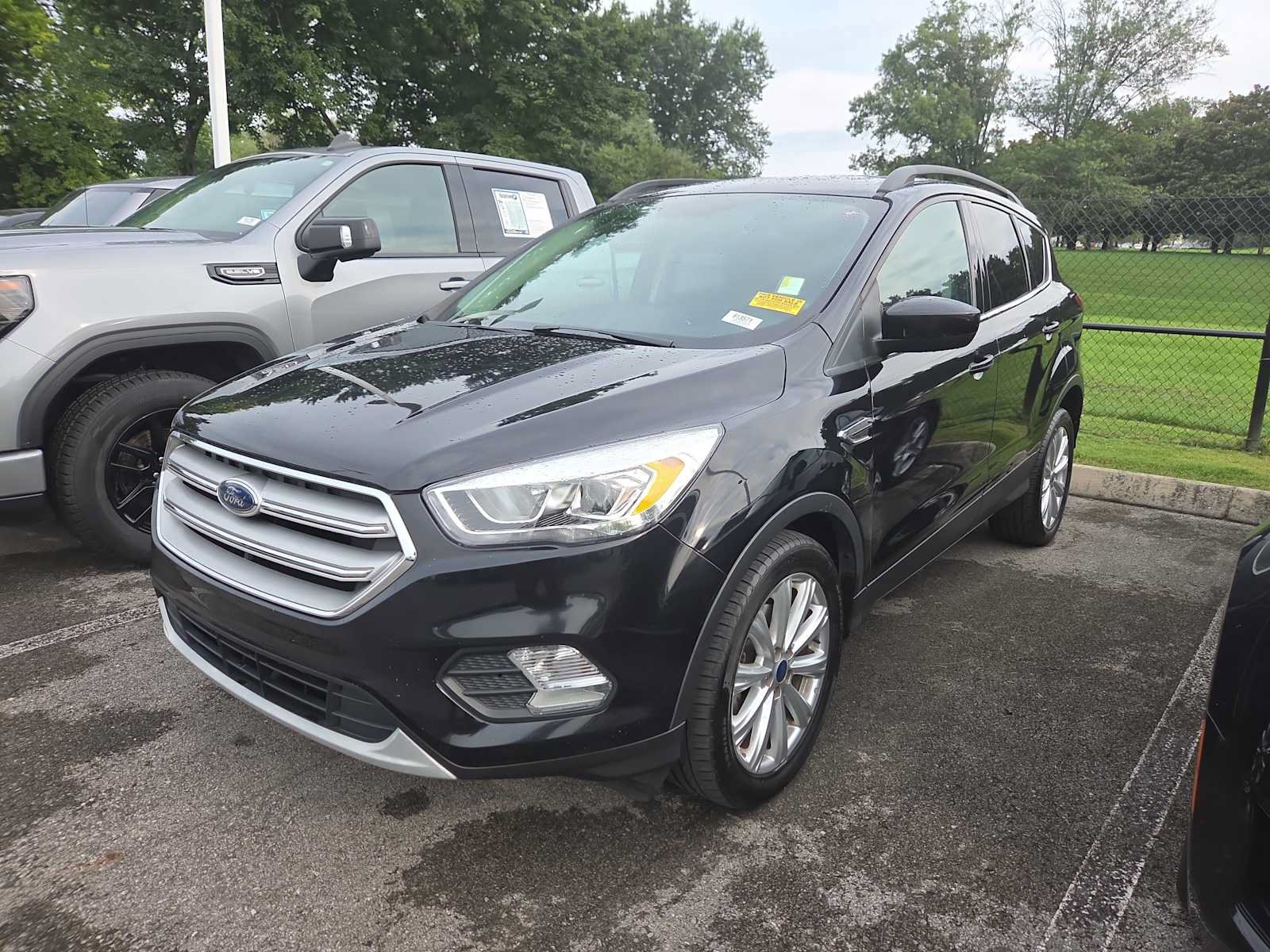 Used 2019 Ford Escape SEL FWD image 3