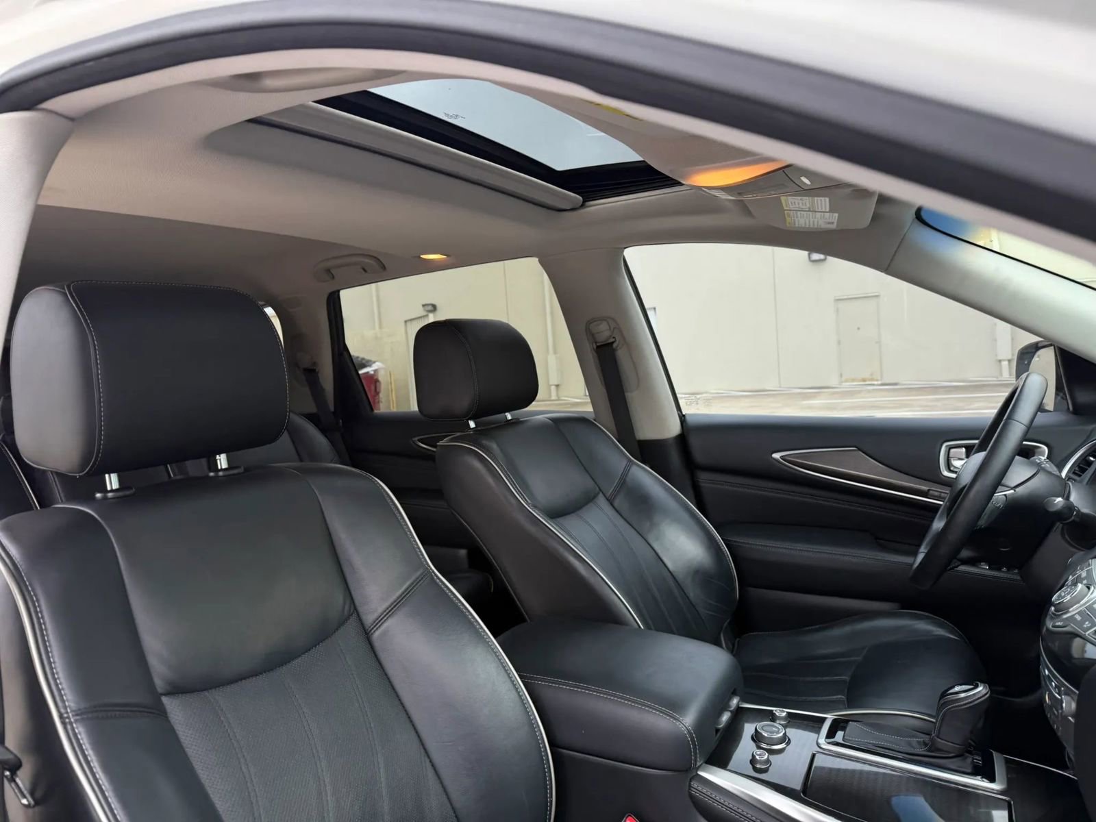 Used 2016 INFINITI QX60 FWD w/ Premium Plus Package image 17