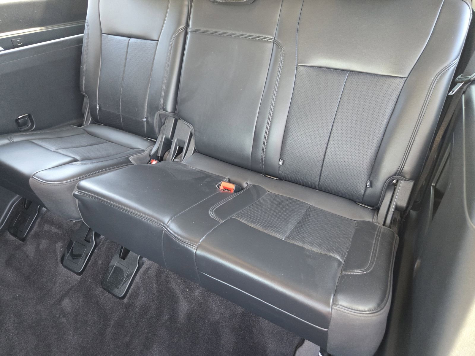 Used 2023 Ford Expedition XLT RWD image 29