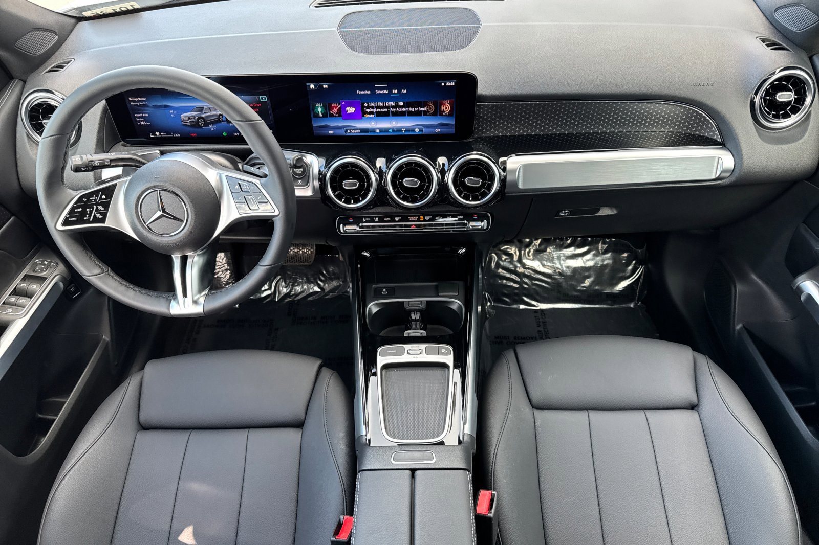 New 2026 Mercedes-Benz GLB 250 4MATIC image 13