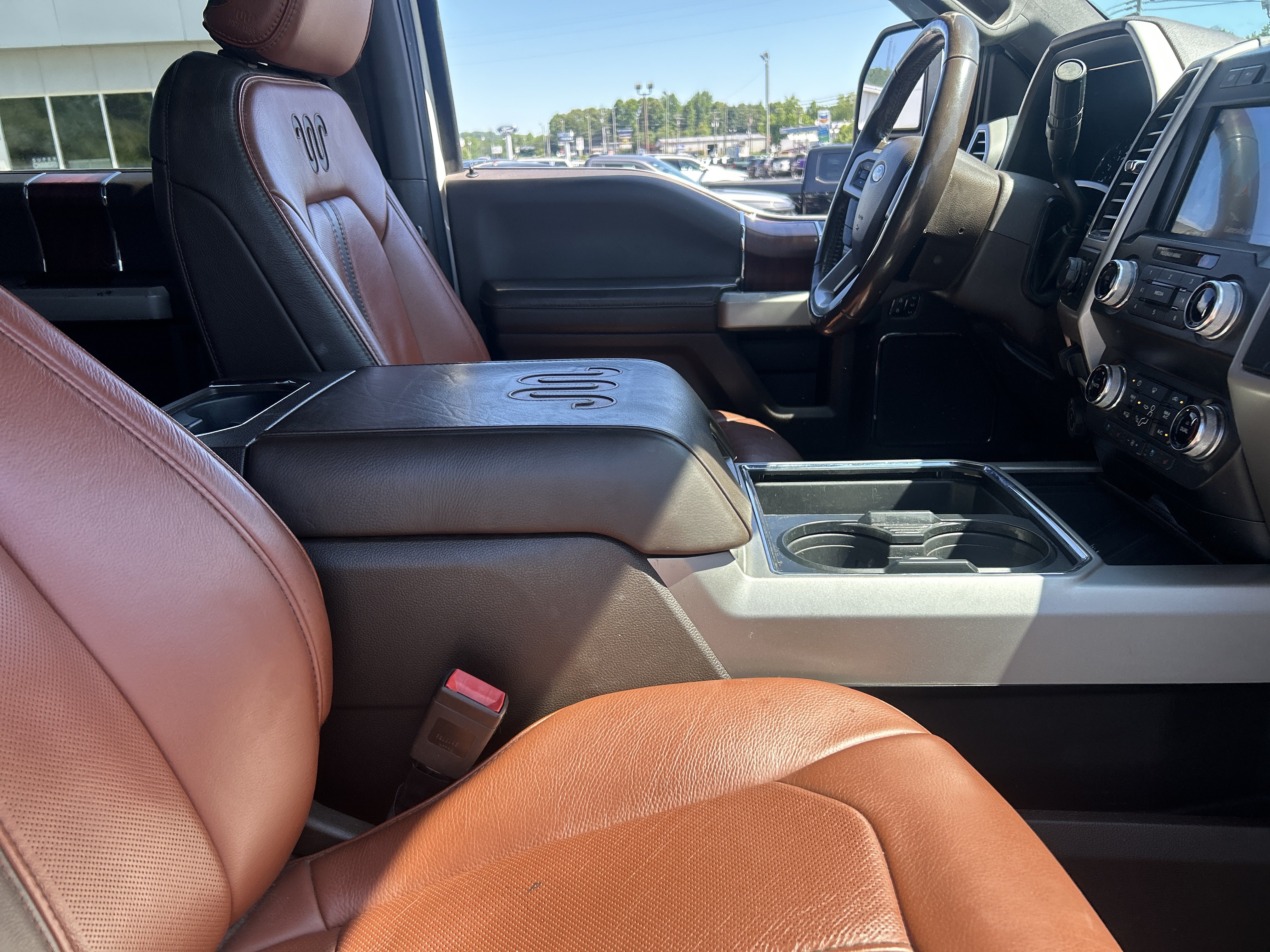 Used 2021 Ford F350 King Ranch w/ King Ranch Ultimate Package AWD/4WD image 57